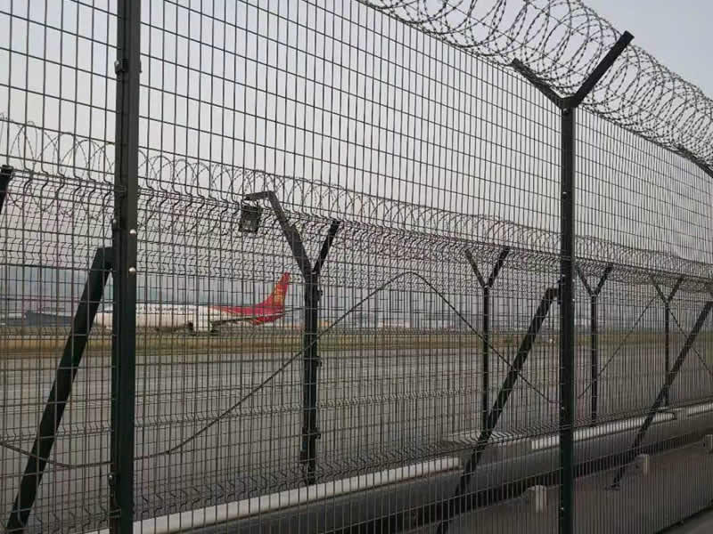 机场护栏网案例